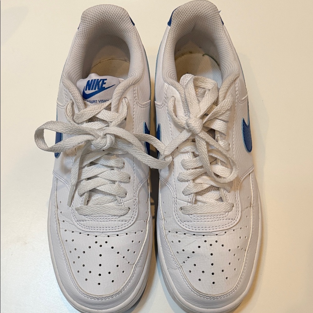 Nike Air Vision White and Blue Sneakers